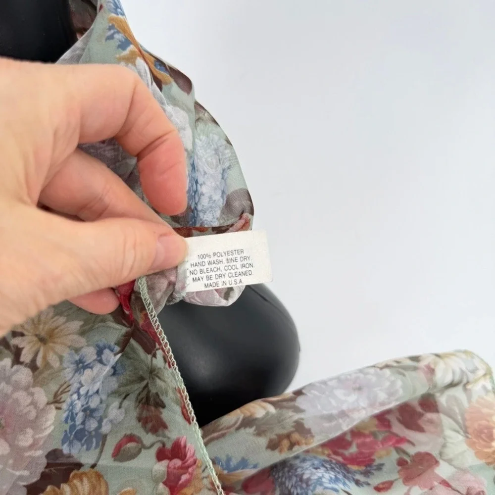 Gitano Scarf Floral Print Sheer Chiffon Lightweight Whimsical‎ Delicate USA Made